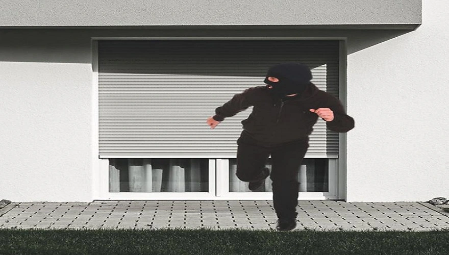 Inbraak beveiliging met slimme somfy sensoren Veldman Screens