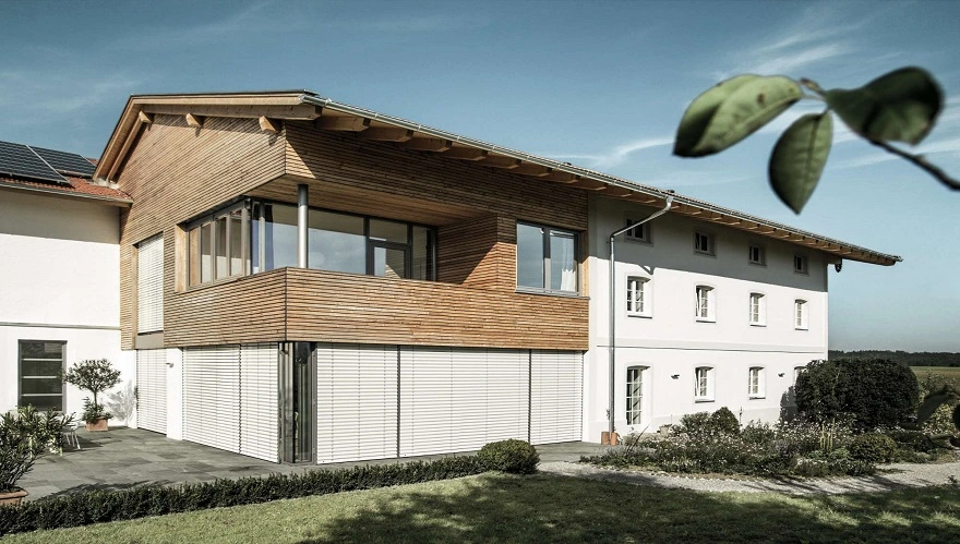 Roma buitenjaloezieen helemaal gesloten Veldman Screens