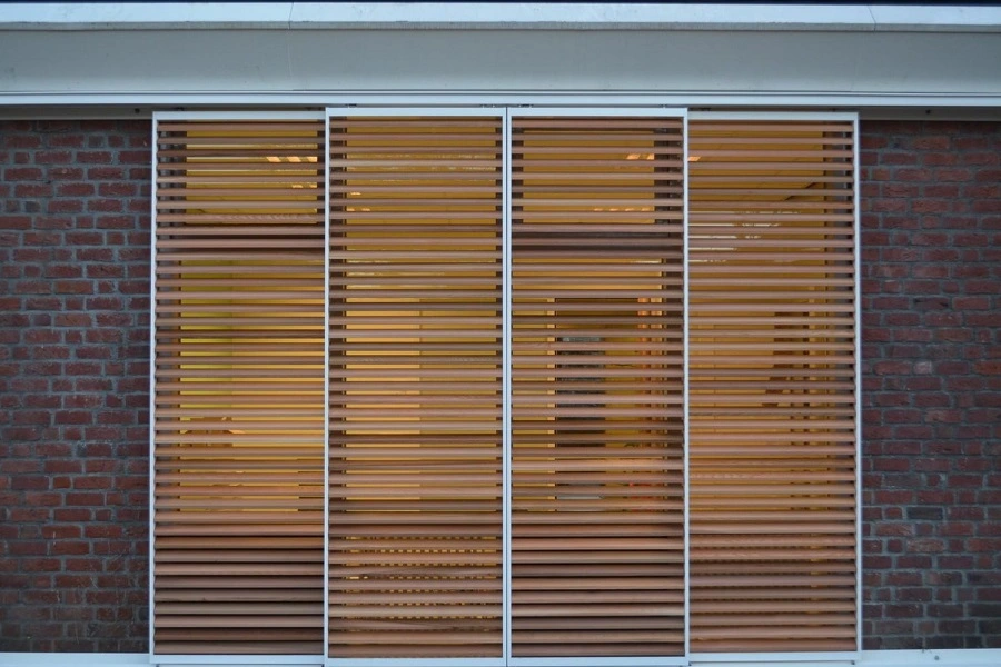 Sunshield schuifpanelen Veldman Screens (5)