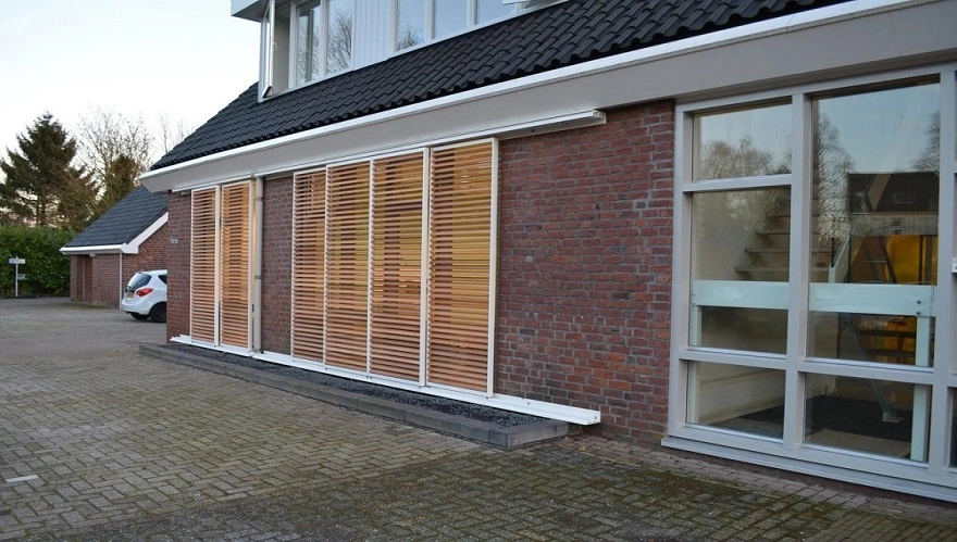 Roma Zipscreen 2 elektrische bediening Somfy (2)